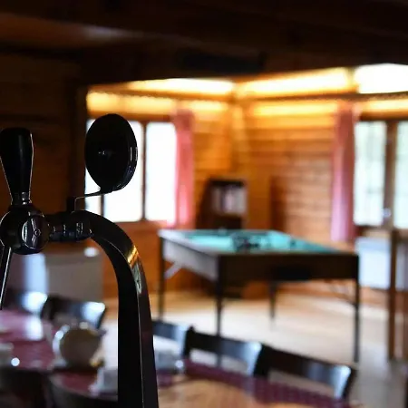 Spacious 8-bedroom 別荘 *